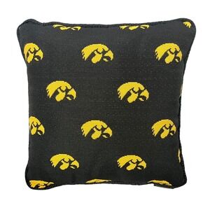 Vintage Iowa Hawkeyes Black Yellow‎ Logo Throw Pillow Decorative College Gift J7